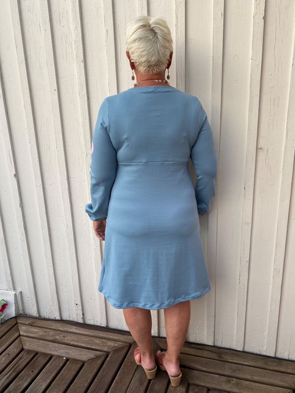 De fineste ord ❤️ jerseykjole_antikkblå
