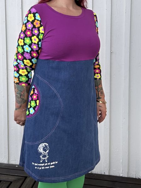 En god resept❤️jeanskjole_mørkeblå/mørk aubergin