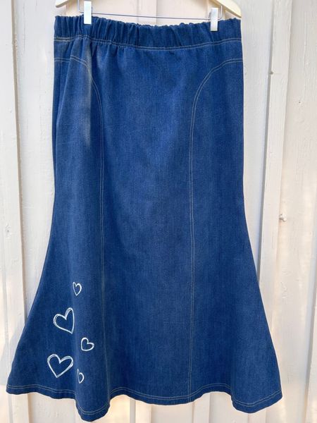 Glad  - langt jeansskjørt_Mørkeblått