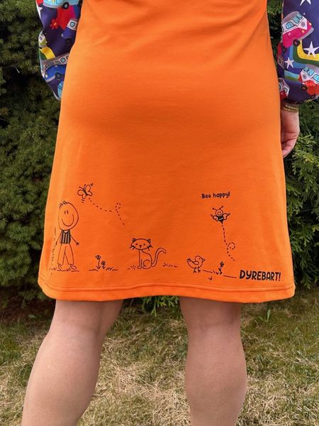 Dyrebart ❤️ jerseykjole_oransje/fargerik